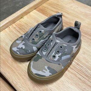 Old Navy Brown Camouflage Slip-On Shoes